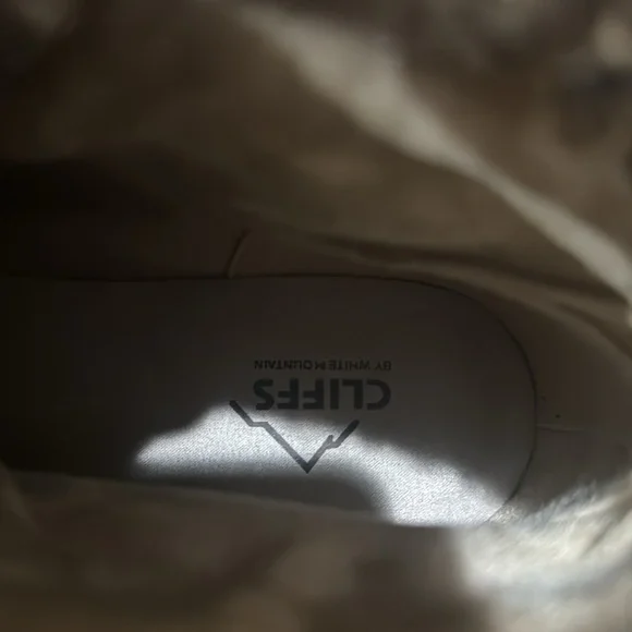 Tan Boots - Picture 4 of 4